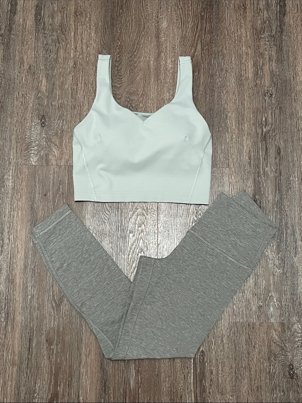 Like New Lululemon Matching Jade/Sage Grey Set. Size 6